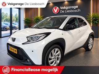 Toyota Aygo 1.0 VVT-i MT first / apple /stoelverw /cruisec /camera/pdc/clima/boeken