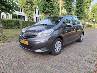 Toyota Yaris 1.0 VVT-i Now