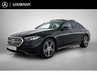 Mercedes-Benz E-klasse 300 e Business Solution AMG | Comfortpakket Plus | Winterpakket | Nightpakket | Trekhaak | Panoramaschuifdak | Warmtewerend, donkergetint glas | GUARD 360° | 19-inch vijfdubbelspaaks AMG velgen |