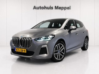 BMW 225e xDrive M-Sport*PDC*LED*Navigatie*Sportstoelen