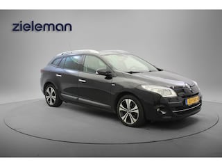 Renault Mégane 1.4 TCe Estate Bose - Panorama, Navi, Cruise, Clima, Half Leer, Trekhaak