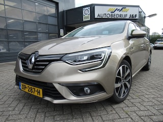 Renault Mégane 1.3 TCe Bose / NAV / PDC / Camera / Trekhaak / BOSE