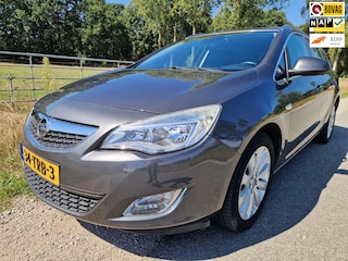 Opel Astra Sports Tourer 1.4 Turbo Cosmo pas 76.400km dealer ond. zeer mooi