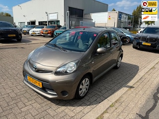Toyota Aygo 1.0 VVT-i Aspiration, Automaat, Airco, NAP, NL auto, 5 Deurs