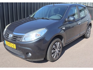 Dacia Sandero 1.2 Lauréate | snaar op 174.000 km vervang. | APK aug 2027