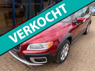 Volvo XC70 3.2 Summum AWD Automaat LEER / SUNROOF / NAVI