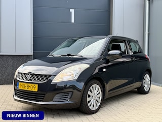 Suzuki Swift 1.2 Bandit EASSS *Origneel NL!* Stoelverwarming / Navigatie / Cruise Control / Airco / 16"LMV