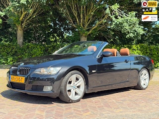 BMW 3-serie Cabrio 330d 6 cilinder High Executive, goed werkende kap, Trekhaak