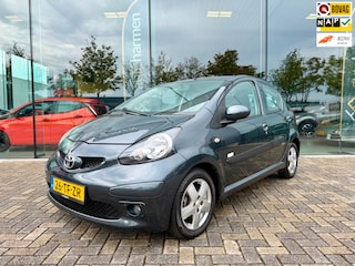 Toyota Aygo 1.0-12V 5-deurs Sport, NAP, Airco, Bluetooth
