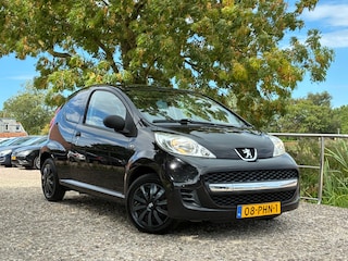 Peugeot 107 1.0-12V XR | 3-6-2027 APK nu €1.975,-!!