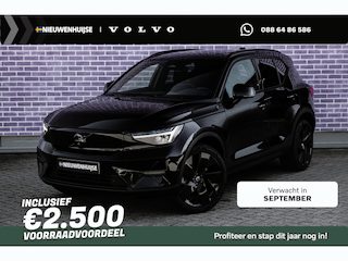 Volvo EX40 Single Motor Extended Range Ultra Black Ed. 82 kWh | Black Edition | Europa | Schuif-/Kanteldak | Harman Kardon Audio | Adaptieve Cruise Control | Stuur-/Stoelverwarming V+A | Warmtepomp | Getint Glas |