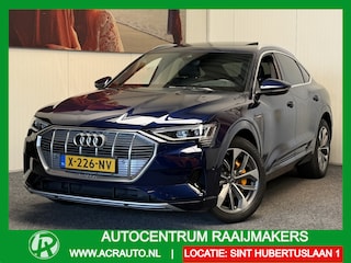 Audi E-tron S-EDITION PANORAMADAK 50 QUATTRO BUSINESS EDITION PLUS 71 kWH NAVIGATIE CRUISE CONTROL HEAD-UP DISPLAY SCHUIF-KANTELDAK APPLE CARPLAY/ANDROID RIJSTROOKSENSOREN ACHTERUITRIJCAMERA AFN TREKHAAK ZEER MOOI !!