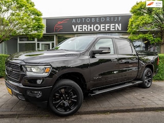 Dodge Ram 1500 5.7 V8 4x4 Crew Cab Big Horn | STUUR & STOELVERWARMING | PARKEERCAMERA | CRUISE | NAP KM ORGINEEL | PERFECTE STAAT