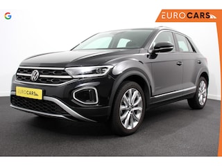 Volkswagen T-Roc 1.5 TSI DSG Style Navigatie Wireless App connect Adaptive Cruise Control Park Assist Camera Parkeersensoren IQ Drive pakket Stoel- en stuurwielverwarming Virtual cockpit Elektrische achterklep Full LED koplampen