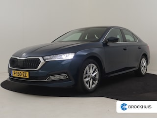Skoda Octavia 1.5 e-TSI Business Edition Plus 150PK DSG/AUTO | Achteruitrijcamera | Stoelverw | Climate control | Cruise control adapt | App connect | parkeersensoren | Navi | DAB | LED | 17"LMV