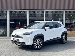 Toyota Yaris Cross 1.5 Hybrid Dynamic | 17 inch, Keyless, Privacy Glass, Smart connect, Apple CarPlay/Android Auto, LED, Parkeercamera
