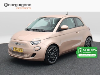 Fiat 500 3+1 Icon 42 kWh | Navigatie | Climate Controle | 17 Inch | Parkeersensoren | Bluetooth | 40.959 Km!!