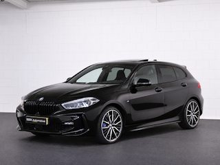 BMW 118i | M Sport | HuD | KUIPSTOELEN | H/K | NAP |