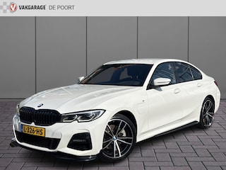 BMW 320e Business Edition Plus | M-Sport | M-Performance | Laser | Leder | Stoelverw.