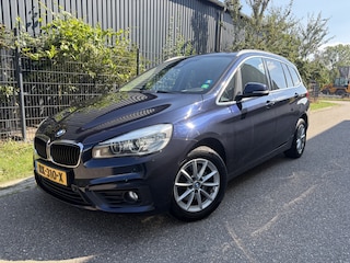 BMW 2-serie Tourer 218i Luxury / NAVI / LEER / CRUISE / TREKHAAK / AIRCO / 158dkm!