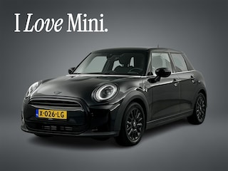 Mini Cooper 5-Deurs 1.5 Aut. Camden Black-Ed. Leder/Sportstoelen/Digi.Dashboard