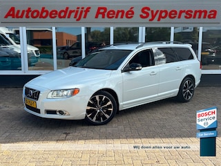 Volvo V70 2.5T Summum | Trekhaak | Stoelverwarming | Parkkeersensoren | Bluetooth | Cruise