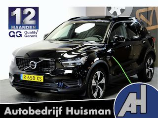 Volvo XC40 1.5 T4 155kW/211pk DCT7 Recharge R-Design PANORAMADAK + EL.TREKHAAK + HARMAN/KARDON + POWER SEATS + PILOT ASSIST + LEER/ALCANTARA + STOELVERWARMING + BLIS + STUURVERWARMING + LANE ASSIST + ACHTERUITRIJCAMERA + PARKSENSOREN V&A + 19" LM-VELGEN!!