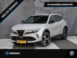 Alfa Romeo Junior Speciale 1.2 Turbo Hybrid 145pk Automaat MASSAGE | DODE HOEK | STOELVERWARMING | ADAP. CRUISE | KEYLESS ENTRY