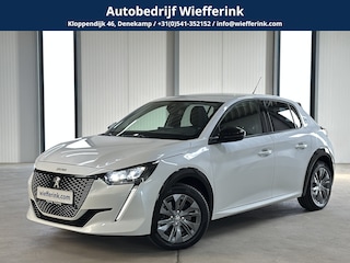 Peugeot 208 EV Allure Pack 50 kWh | Stoelverwarming | Navi | Camera | Parelmoerwit