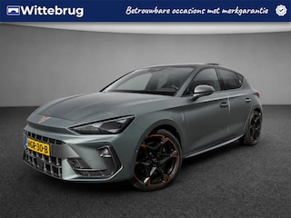 Cupra Leon 1.5 TSI e-Hybrid 272PK VZ Performance / Fabrieksgarantie tm 25-3-29 / Panoramadak / Supersport Stuur / Memory Seat / Matrix LED / Sennheiser / Achteruitrijcamera