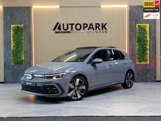 Volkswagen Golf 1.4 eHybrid GTE |BTW|PANO|VIRTUAL|IQ LIGHT|ACC|STOEL+STUUR VERWARMING|CARPLAY|LANE ASSIST|245PK|BOMVOL!|