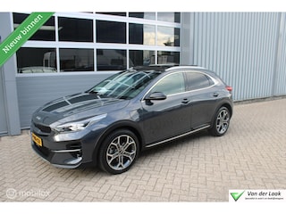 Kia XCeed 1.6 GDi PHEV ExecutiveLine 1e Eig NL Auto | Panoramadak | Leer | Stoelverwarming en Koeling.