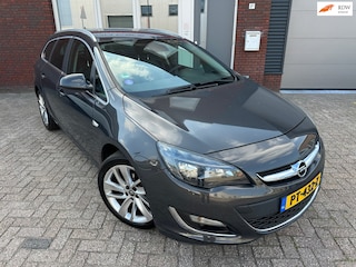 Opel Astra Sports Tourer 1.4 Turbo Sport / Navi / Leder / Camera / PDC / 18inch / NAP / Clima / Cruise / Stoelverwarming