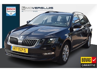 Skoda Octavia Combi 1.0 TSI Greentech Ambition Business Automaat | Navigatie | Trekhaak | 12 mnd BOVAG Garantie | Whatsapp 06-53188999