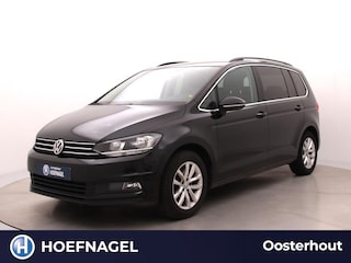Volkswagen Touran 1.5 TSI Comfortline Business 7p Automaat | Adaptive Cruise | Stoelverwarming | Parkeersensoren | Trekhaak