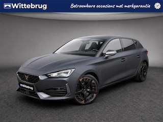 Cupra Leon 1.4 e-Hybrid 245pk Performance DSG Automaat / Navigatie / Full LED / LM 19 inch / Camera / Park Assist
