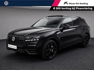 Volkswagen Touareg 3.0TSI 340kW/462PK R-line · Panoramadak · Trekhaak · Leder · Luchtvering · 360 camera · Apple/Android Car Play · 22'' · Achterbank verwarmd ·
