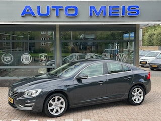 Volvo S60 2.0 T5 Summum Automaat Navi Camera Leer Cruise Trekhaak NAP-Autopas