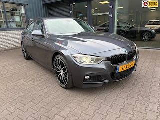 BMW 320i High Executive | Motor vervangen