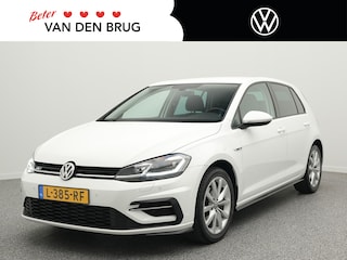 Volkswagen Golf 1.5 TSI 150 PK Highline Business R | LED | Navigatie | Parkeersensoren | Climate Control | Stoelverwarming |