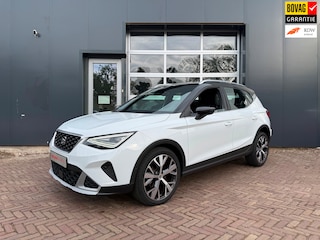 Seat Arona 1.0 TSI Xperience Automaat | 18" LMV | Camera | Leder / Alcantara | Stoelverwarming