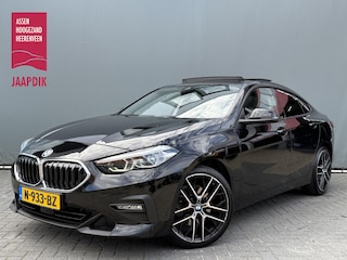 BMW 2-serie BWJ 2021 218i 136 PK Business Edition AUTOMAAT | PANODAK | CARPLAY+ANDROID  | NAVI | CLIMA | CRUISE | FULL LED | M-VELGEN | PDC | GETINT GLAS |