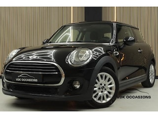 Mini Cooper 3-Deurs 1.5 Business |Cruise |Dealer Ond!| NAP