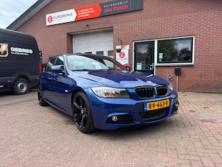 BMW 318i High Executive