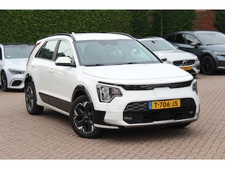 Kia Niro DynamicLine 64.8 kWh / Camera / Half leder / Keyless / 17'' / Apple CarPlay / DAB / ACC / Virtual Cockpit
