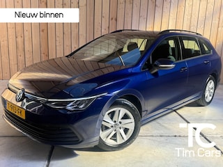 Volkswagen Golf Variant 1.0 TSI Life Achteruitrijcamera | Apple CarPlay/Android Auto | Adaptieve cruise control | Climate control | LED verlichting | Navigatiesysteem | Parkeersensoren voor en achter