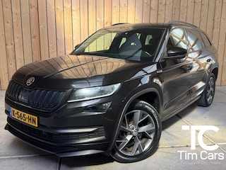 Skoda Kodiaq 1.5 TSI Sportline Business Automaat | Apple CarPlay/Android Auto | Climate & cruise control | DAB ontvanger | LED koplampen | Navigatiesysteem | Voorstoelen en achterbank verwarmd
