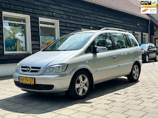 Opel Zafira 2.2-16V Maxx Automaat*7 persoons*Airco*Trekhaak*