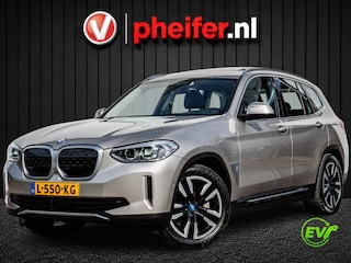 BMW iX3 Executive 80 kWh SOH 100% Trekhaak/ Elek. panoramadak/ Adapt. cruise/ Camera/ Elek. achterklep