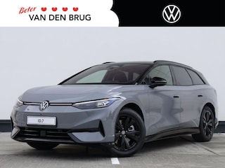 Volkswagen ID.7 Tourer Limited Edition 59 kWh 204 PK | Camera | App-Connect | Black style | 5jr gratis onderhoud